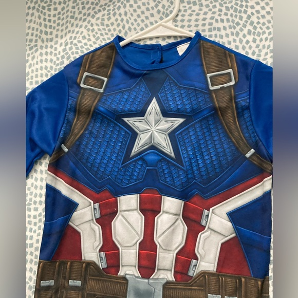 🎯Rubie's Captain America
Costumes for Boys Size :Small 👉🏻👉🏻One piece only - Picture 5 of 8